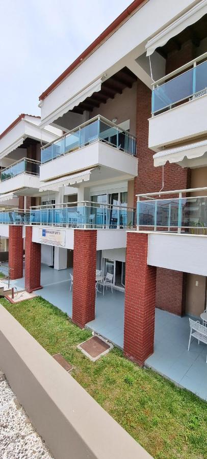 Bungalow White Apartments Polychrono Exterior photo